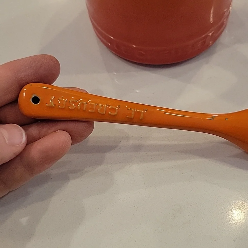 Le Creuset spoon retired
